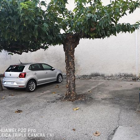 Appartamento Le Pandora, Proche Tour Magne, Parking Et Terrasse Nîmes Esterno foto